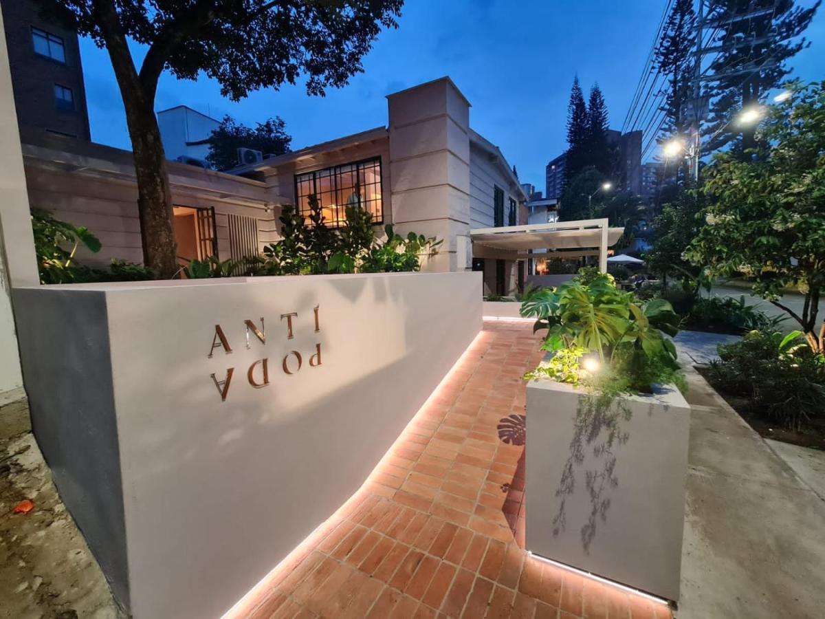 Antipoda Hotel Boutique ميديلين المظهر الخارجي الصورة