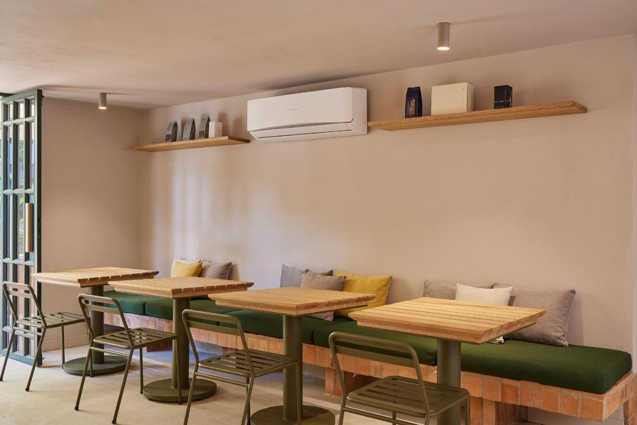 Antipoda Hotel Boutique ميديلين المظهر الخارجي الصورة