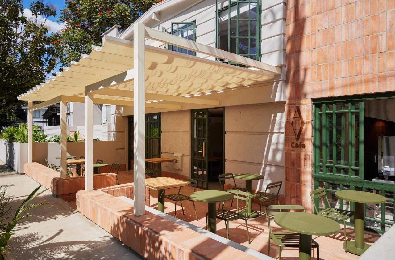 Antipoda Hotel Boutique ميديلين المظهر الخارجي الصورة
