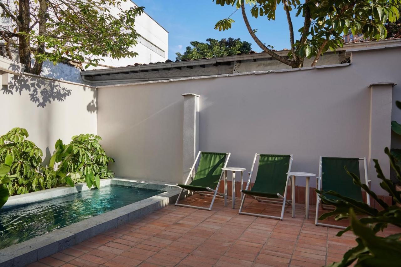 Antipoda Hotel Boutique ميديلين المظهر الخارجي الصورة