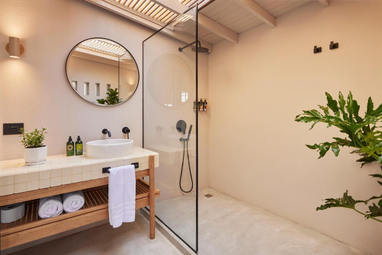 Antipoda Hotel Boutique ميديلين المظهر الخارجي الصورة