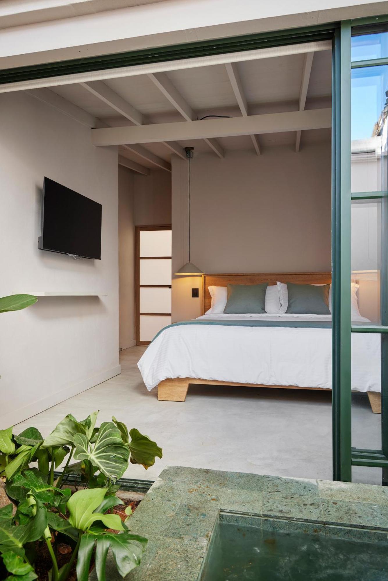 Antipoda Hotel Boutique ميديلين المظهر الخارجي الصورة