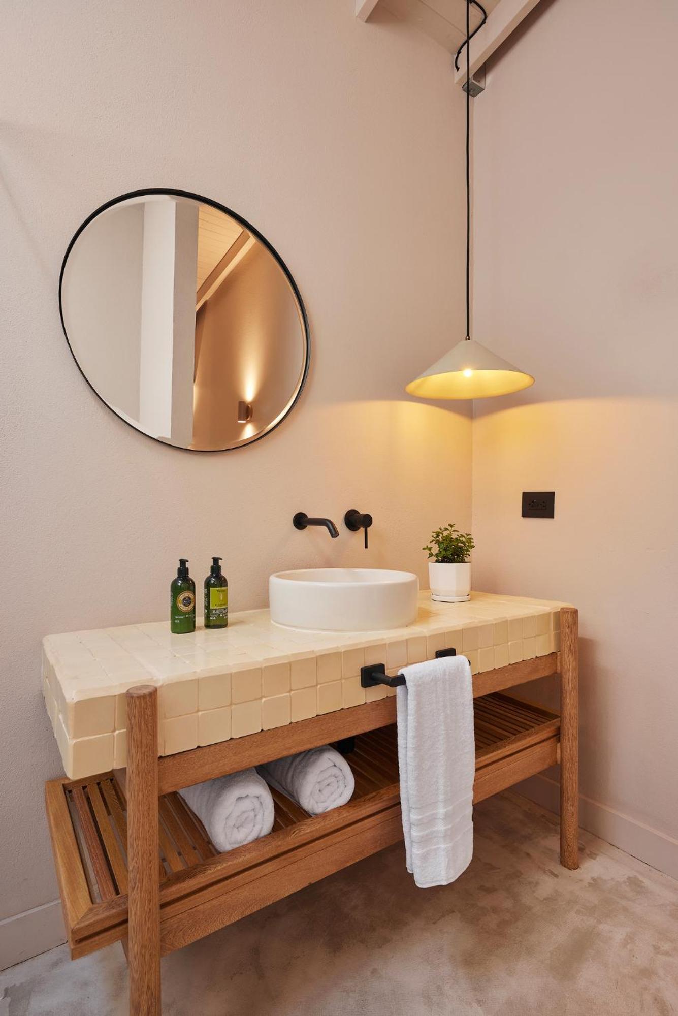 Antipoda Hotel Boutique ميديلين المظهر الخارجي الصورة